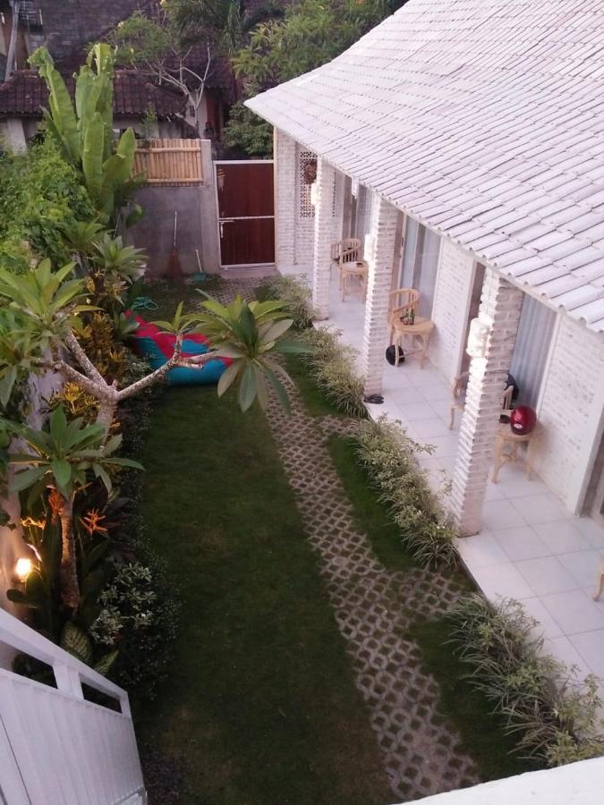 Pondok Ayu Homestay チャングー エクステリア 写真